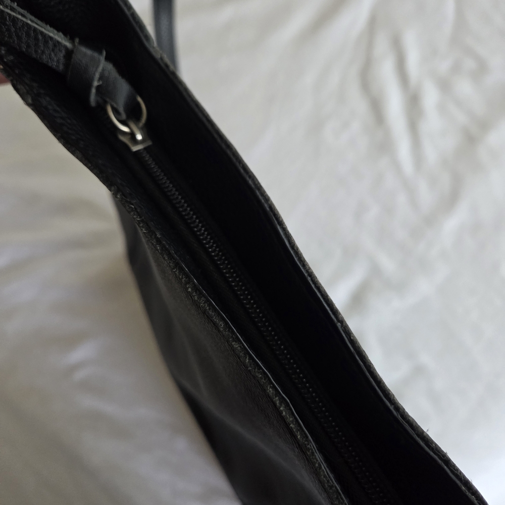 The Sak Women's De Young Small Leather Crossbody Bag - Picture 9 of 12